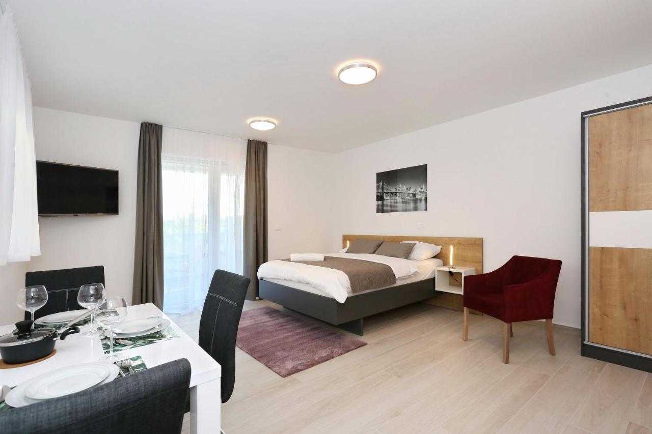 Villa Ankora 1 With Heated Pool Biograd Na Moru Eksteriør bilde