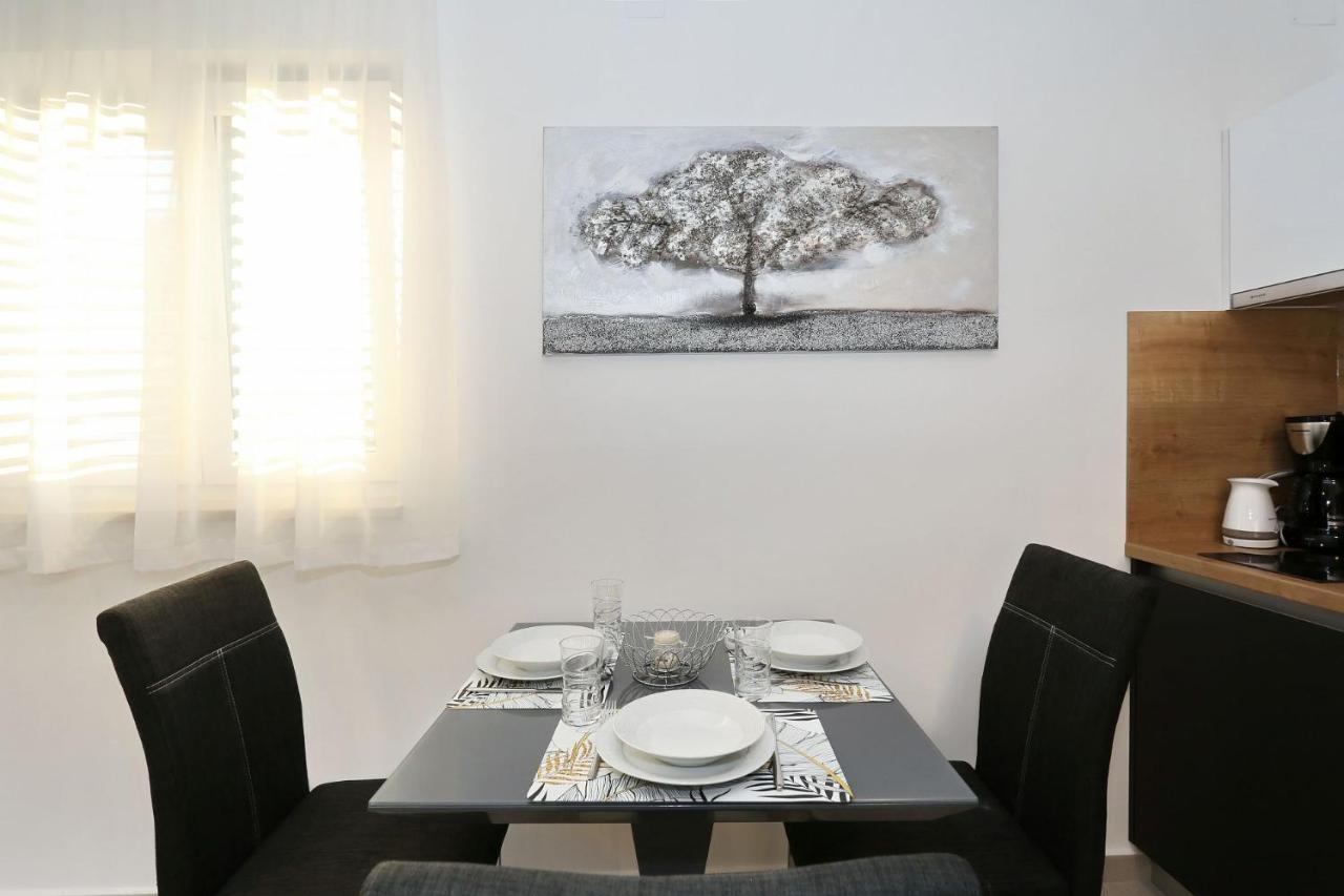 Villa Ankora 1 With Heated Pool Biograd Na Moru Eksteriør bilde