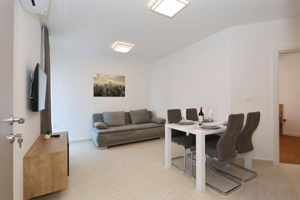 Villa Ankora 1 With Heated Pool Biograd Na Moru Eksteriør bilde